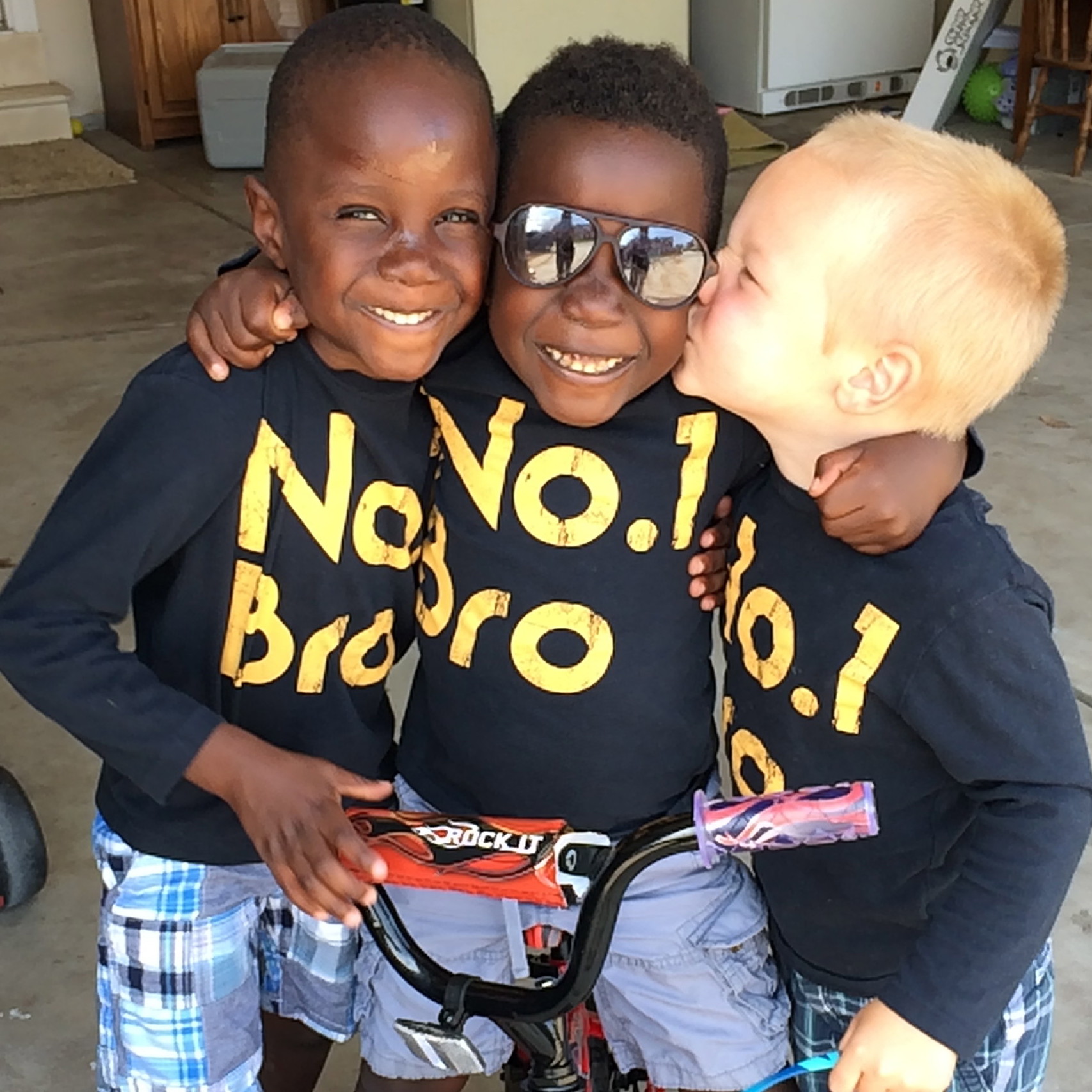 Siblings Pra Siblings: The Ties that Bind